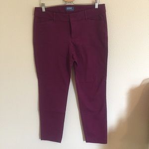 Old Navy Pixie Pants in Plum-never worn!
